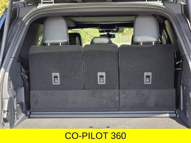 New 2027 Ford Expedition Platinum w/ Stealth Appearance Package AWD/4WD image 8