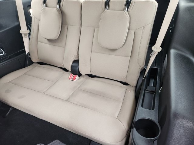 Used 2023 Ford Explorer XLT image 30