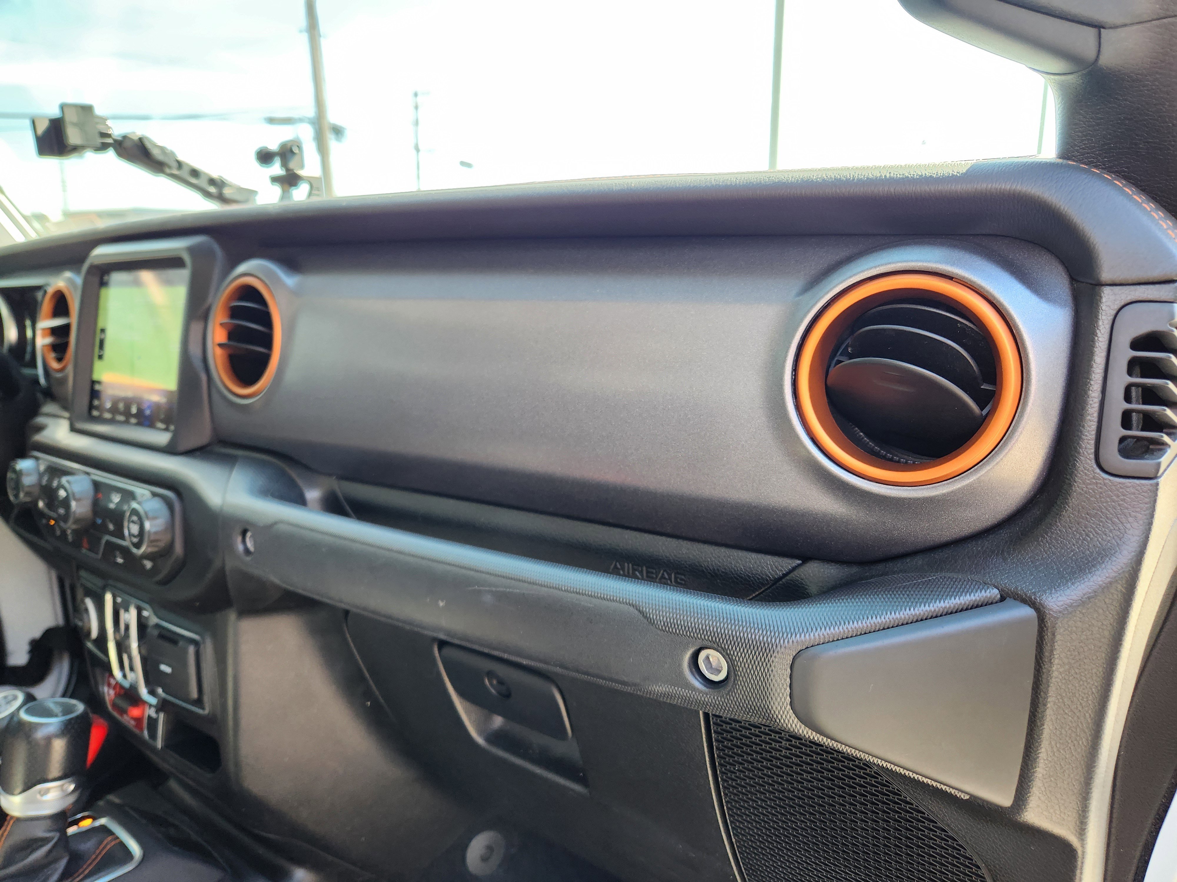Used 2021 Jeep Gladiator Mojave AWD/4WD image 17