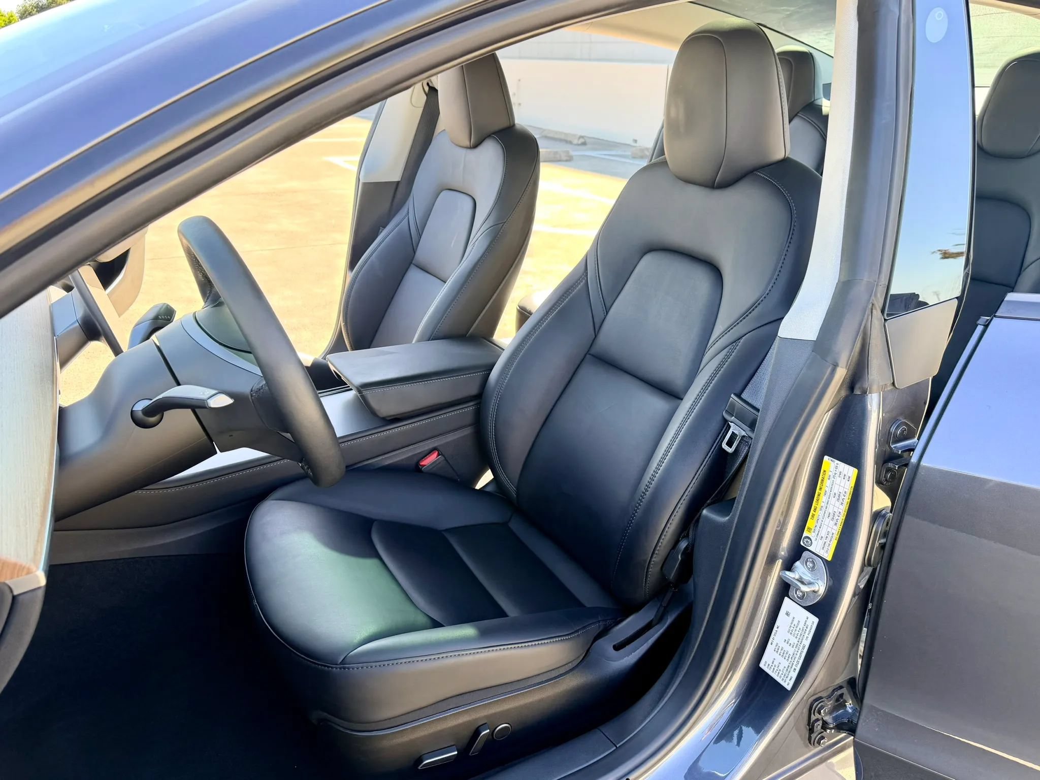 Used 2023 Tesla Model 3 Standard Range RWD image 26