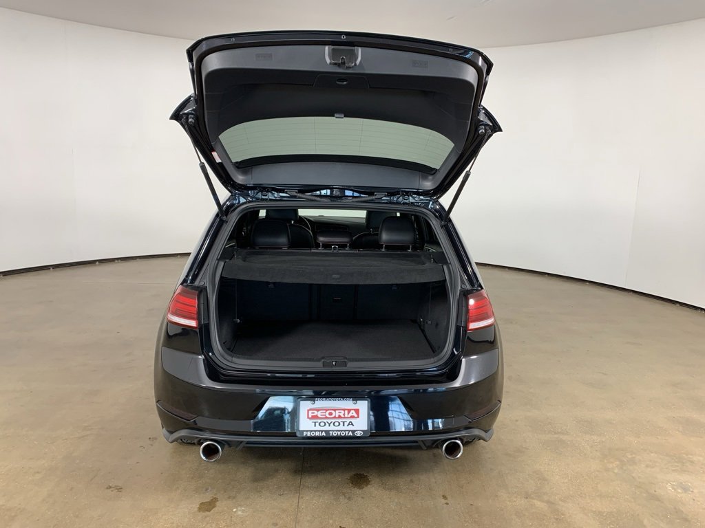 Used 2020 Volkswagen GTI SE image 12