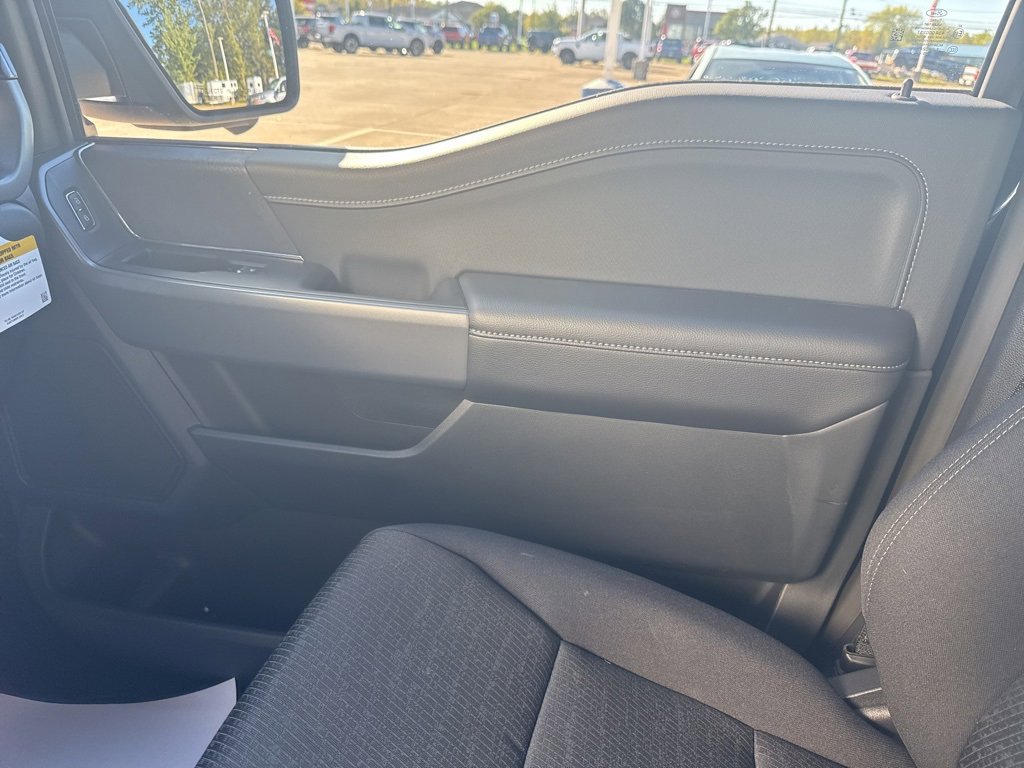 New 2025 Ford F150 XLT image 23