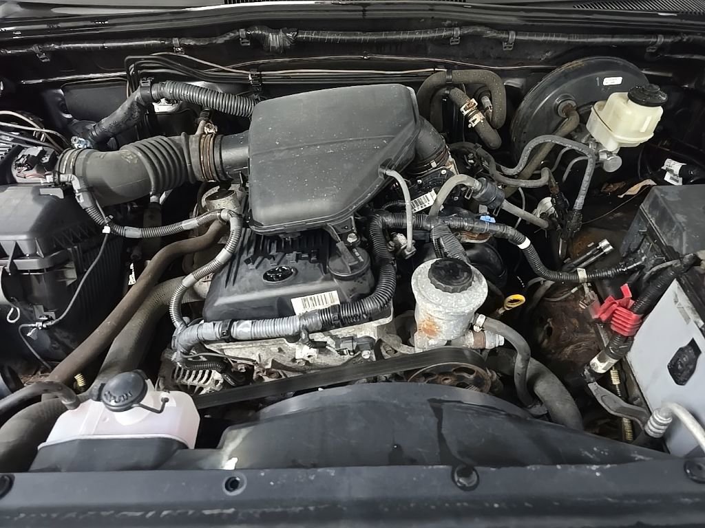 Used 2015 Toyota Tacoma 4x4 Access Cab w/ SR5 Package image 12