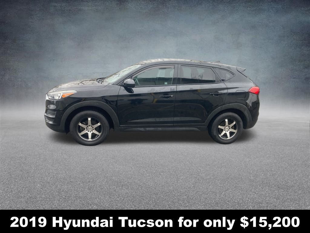 Used 2019 Hyundai Tucson SE image 2