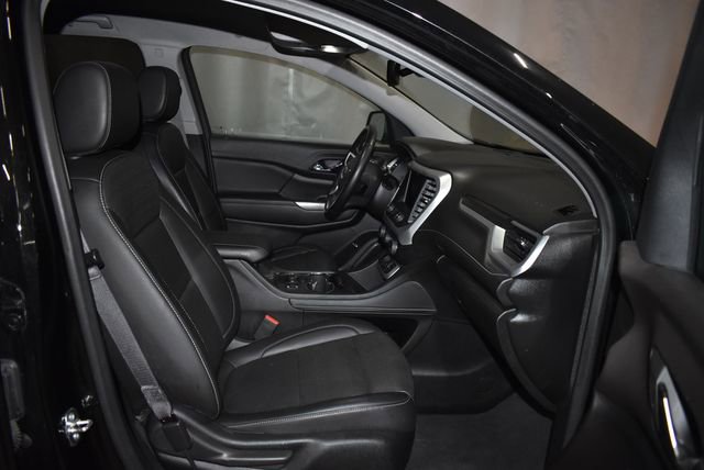 Used 2023 GMC Acadia SLT image 30