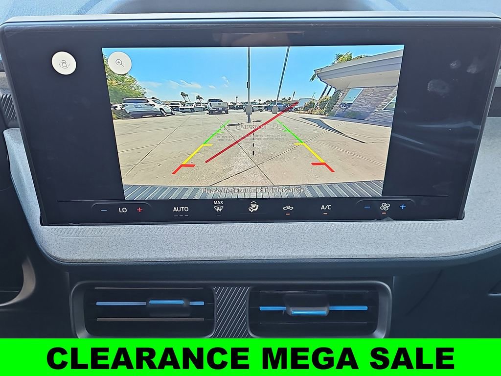 New 2025 Ford Maverick XLT image 22