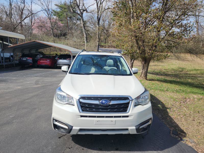 Used 2017 Subaru Forester 2.5i Premium image 4