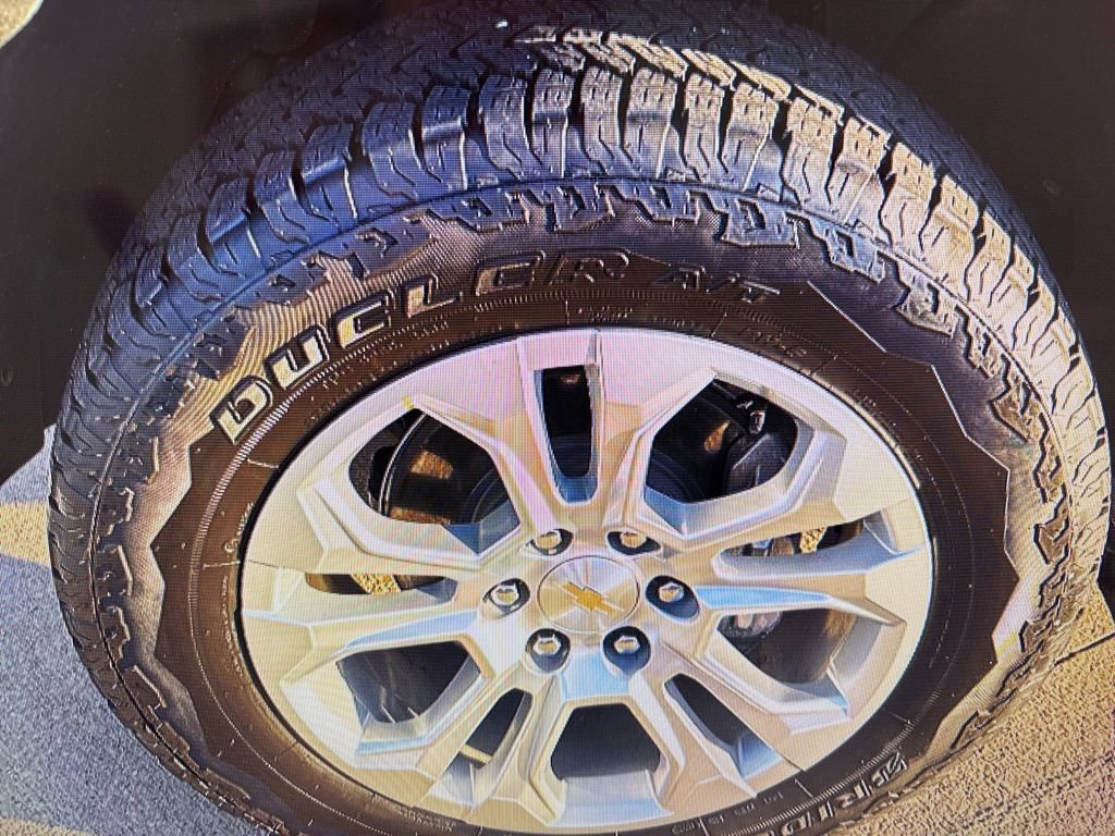 Used 2024 Chevrolet Silverado 1500 LTZ w/ Technology Package image 10