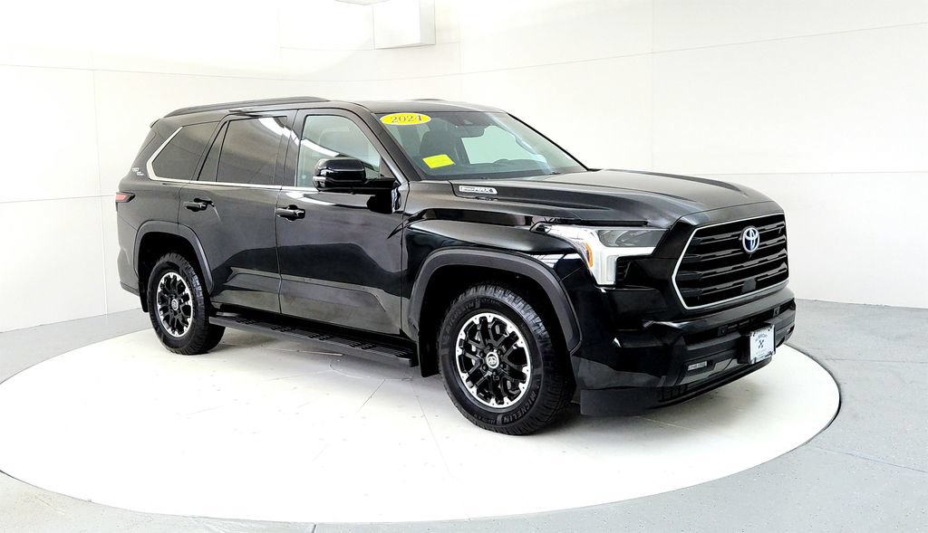 Certified 2024 Toyota Sequoia SR5 w/ TRD Off-Road Package AWD/4WD image 7