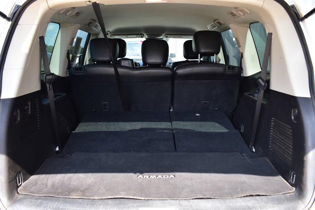 Used 2021 Nissan Armada SV AWD/4WD image 28