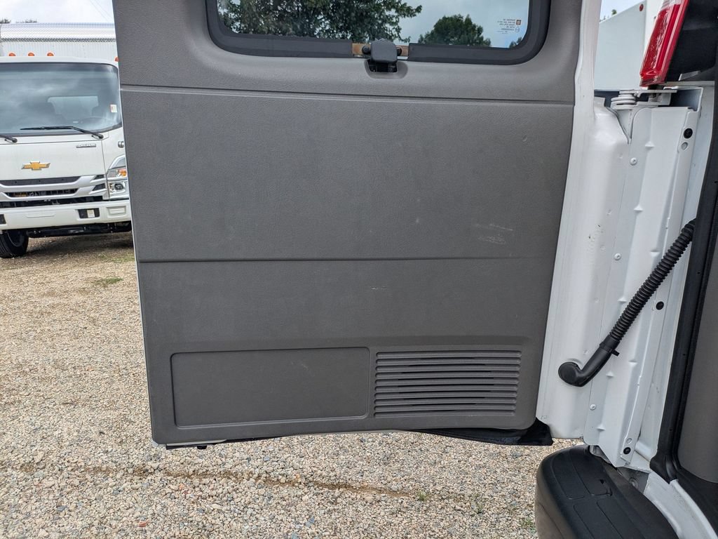Used 2023 Chevrolet Express 3500 LS RWD image 21