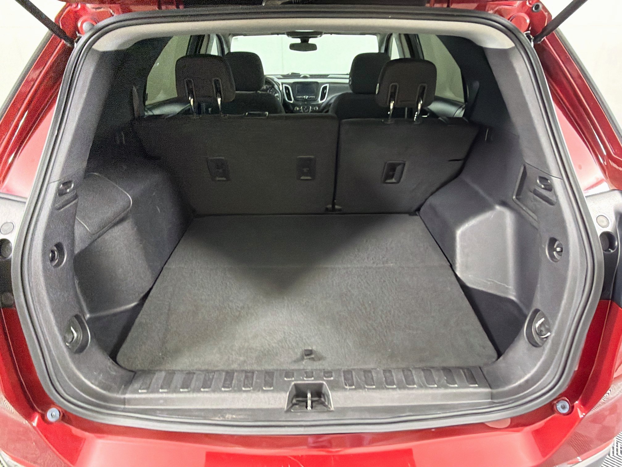 Used 2018 Chevrolet Equinox LT FWD image 27