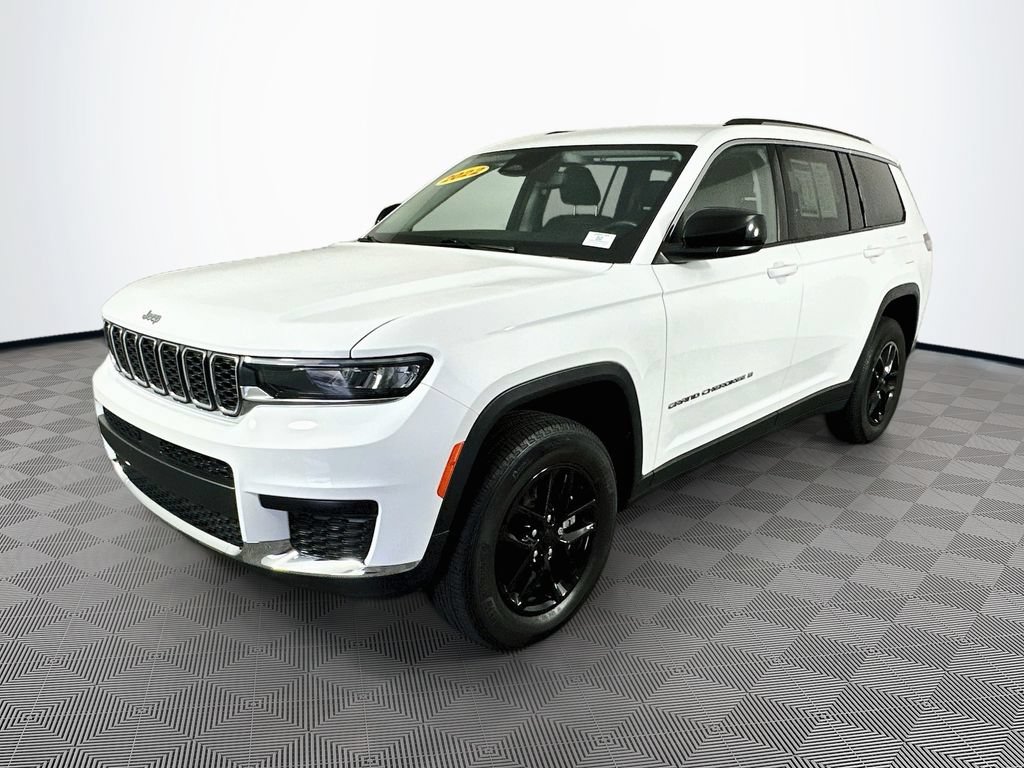 Certified 2022 Jeep Grand Cherokee L Laredo w/ Luxury Tech Group I AWD/4WD image 5