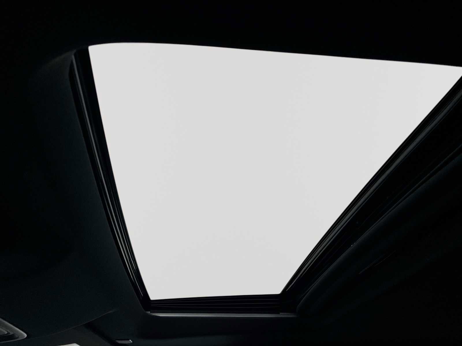 Certified 2022 GMC Sierra 1500 AT4 w/ Technology Package image 20