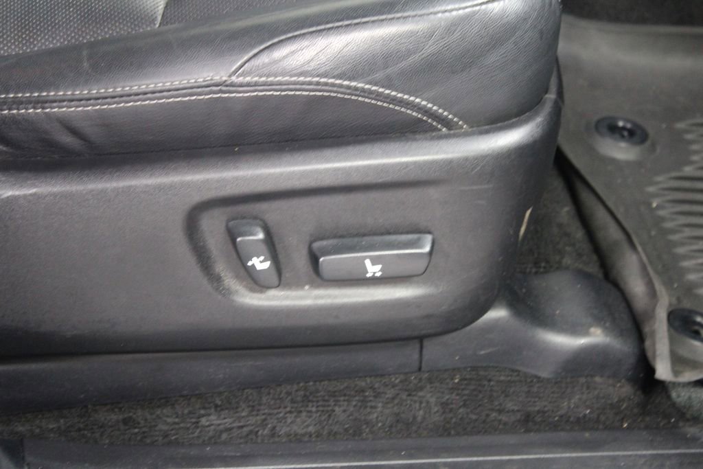 Used 2016 Toyota 4Runner Limited image 27