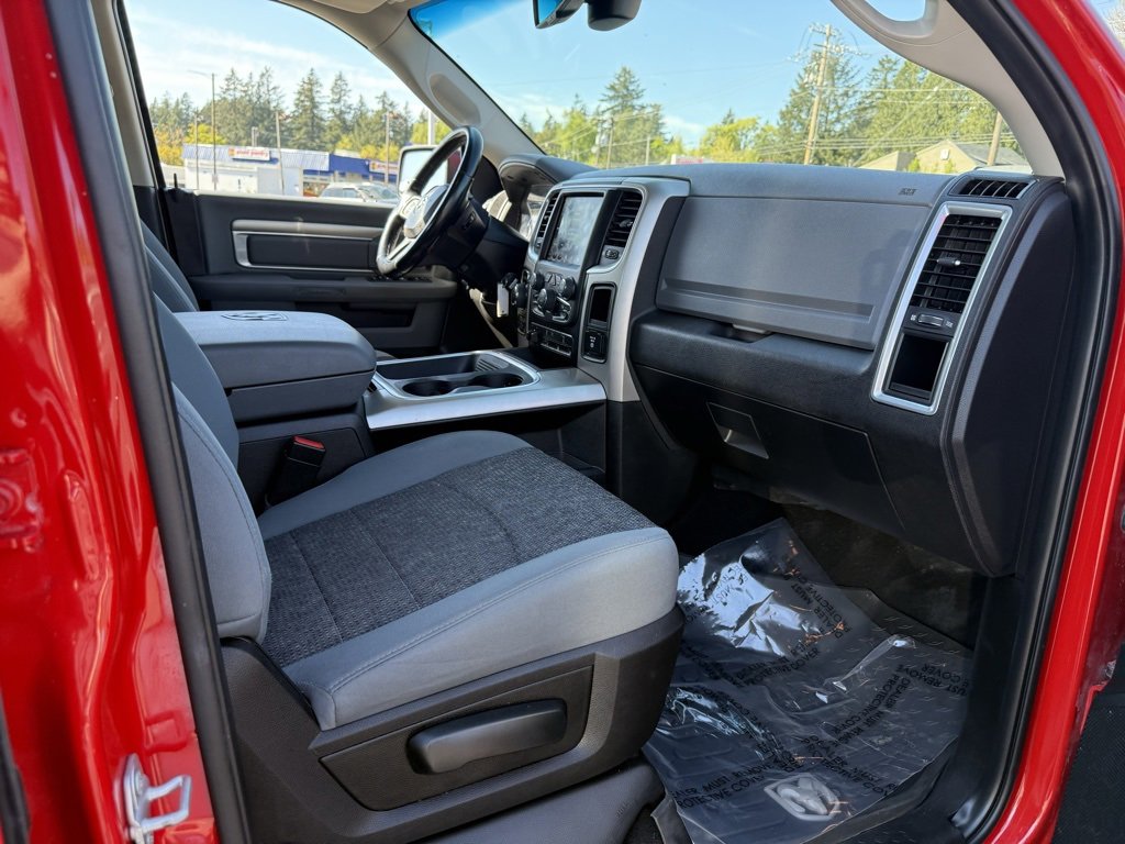 Used 2019 RAM 1500 Classic Warlock image 32