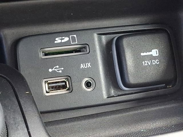Used 2018 Jeep Cherokee Limited AWD/4WD image 25