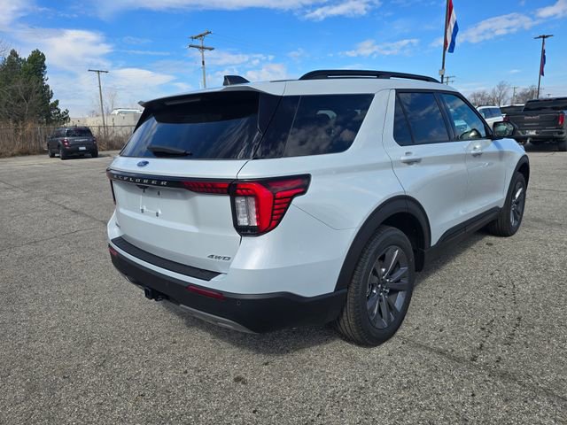 New 2026 Ford Explorer Active image 3