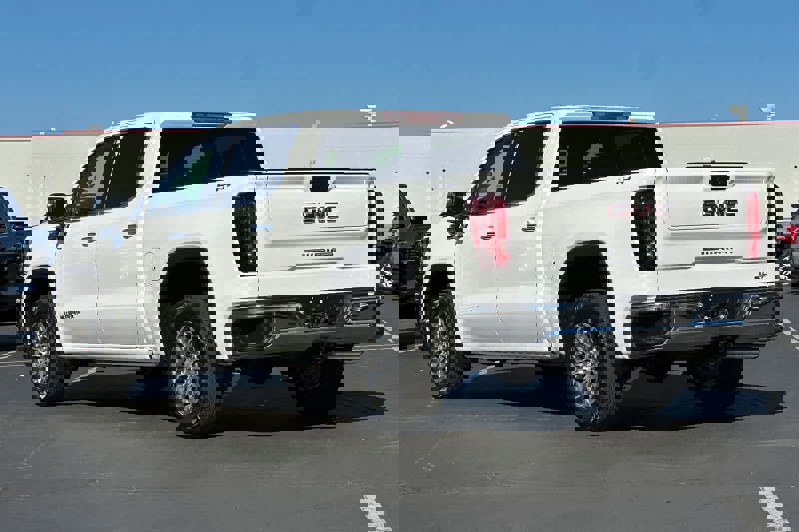 Used 2025 GMC Sierra 1500 SLT image 7