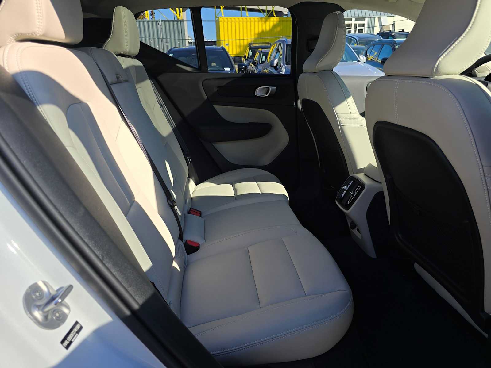 Certified 2026 Volvo XC40 B5 Plus AWD/4WD image 13