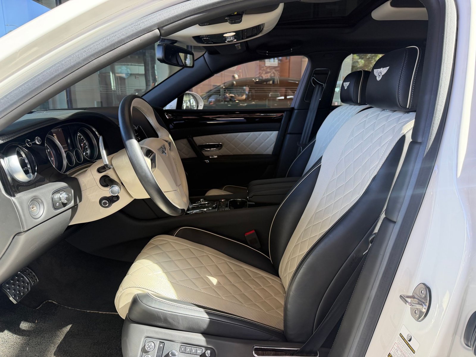 Certified 2018 Bentley Flying Spur S V8 AWD/4WD image 9