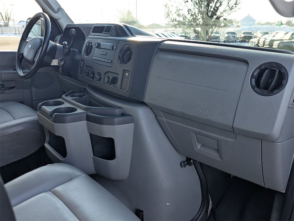 Used 2013 Ford E-250 and Econoline 250 Extended w/ Commercial Cargo Van Pkg image 22