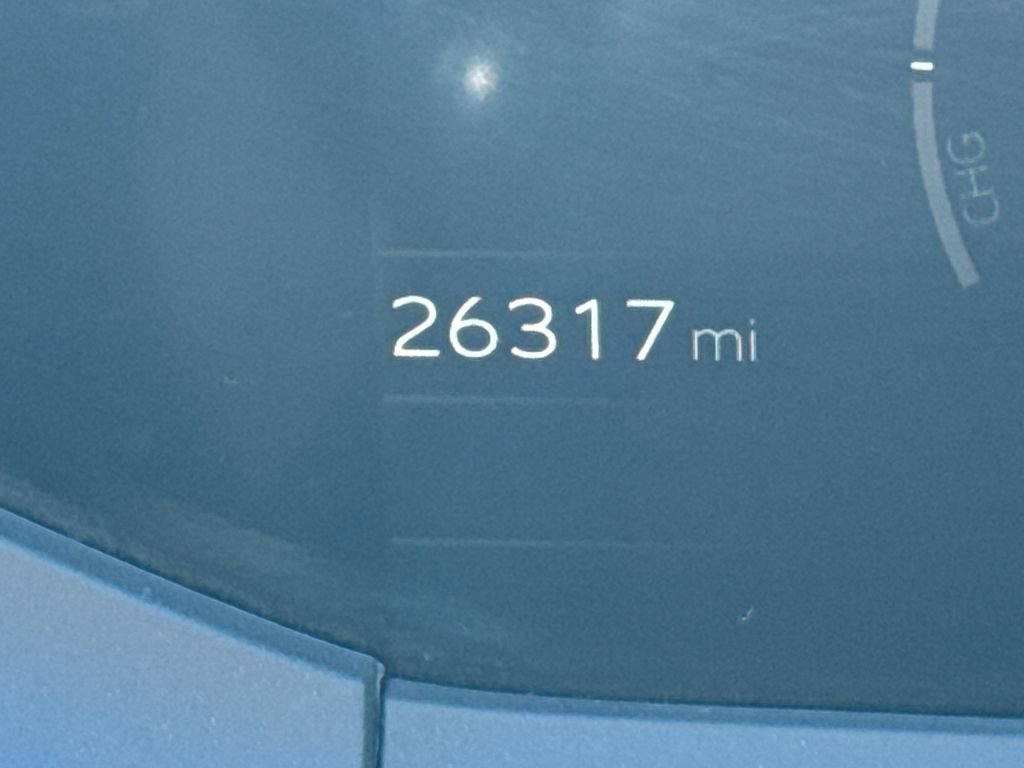 Used 2024 Toyota Prius LE image 16