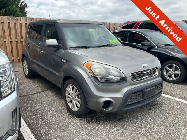 Used 2013 Kia Soul FWD image 1