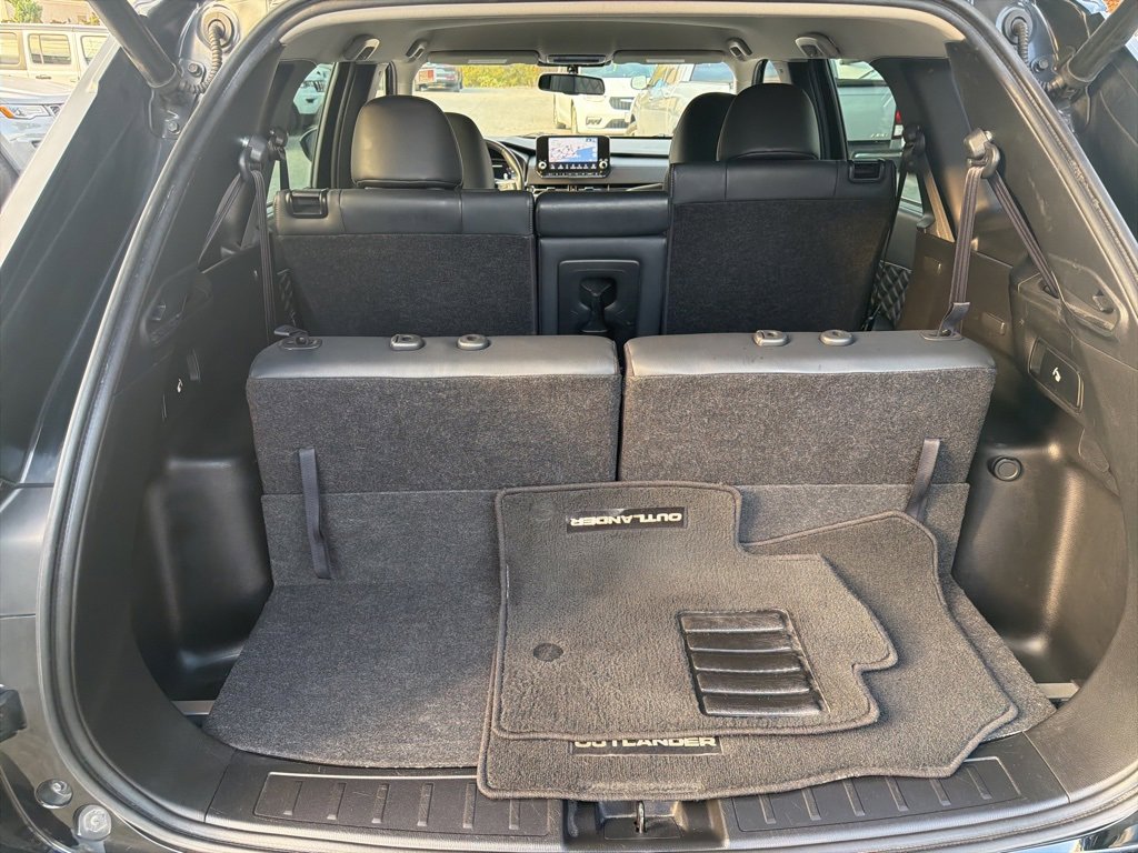 Used 2023 Mitsubishi Outlander SEL image 20