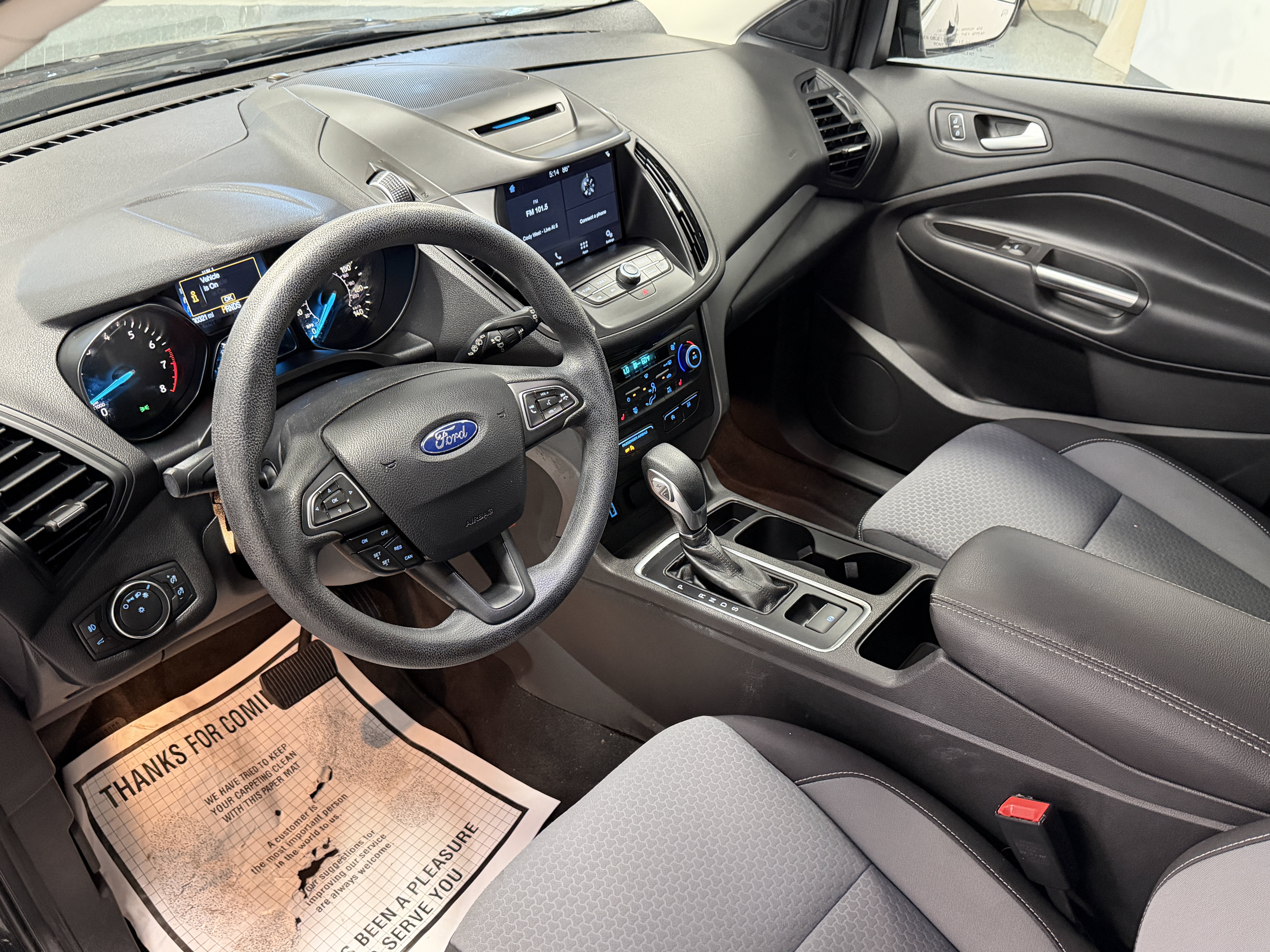 Used 2018 Ford Escape SE w/ SE SYNC Package FWD image 4