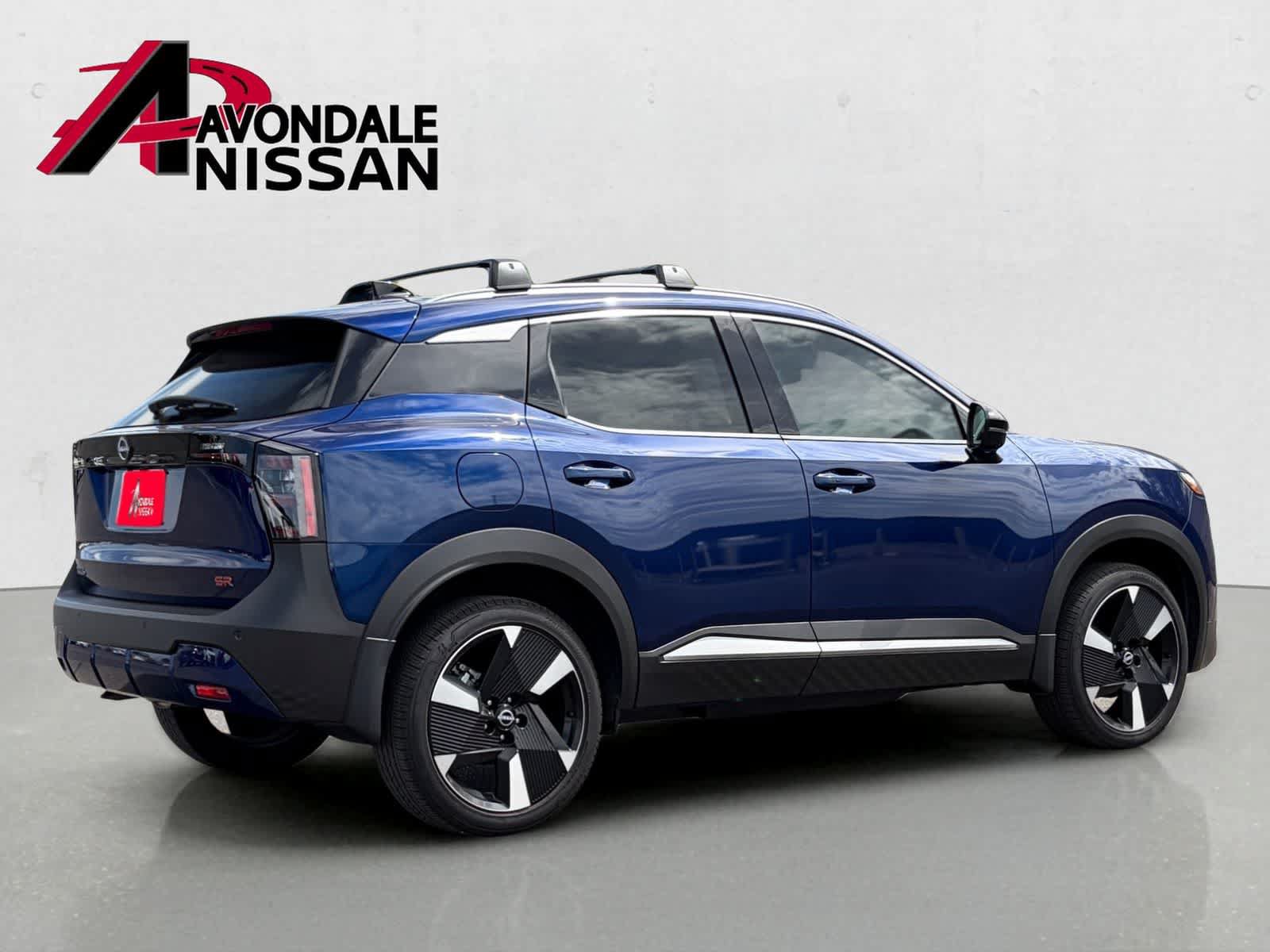Used 2026 Nissan Kicks SR FWD image 3