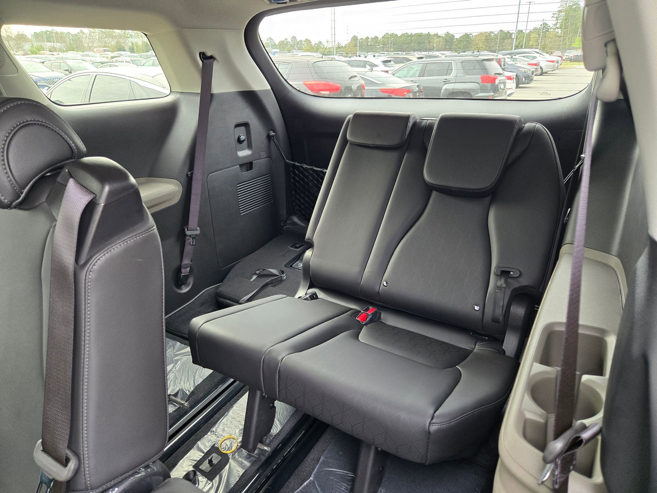 New 2026 Kia Carnival FWD image 36