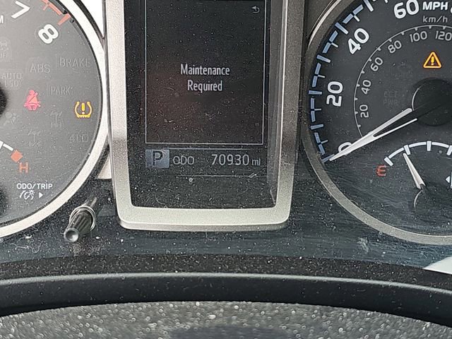 Used 2017 Toyota Tacoma SR5 w/ Tow Package image 17