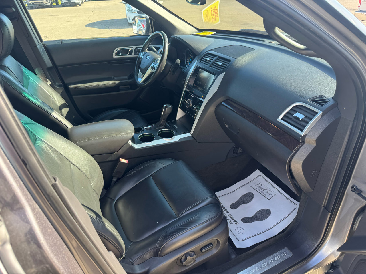 Used 2014 Ford Explorer Limited image 11