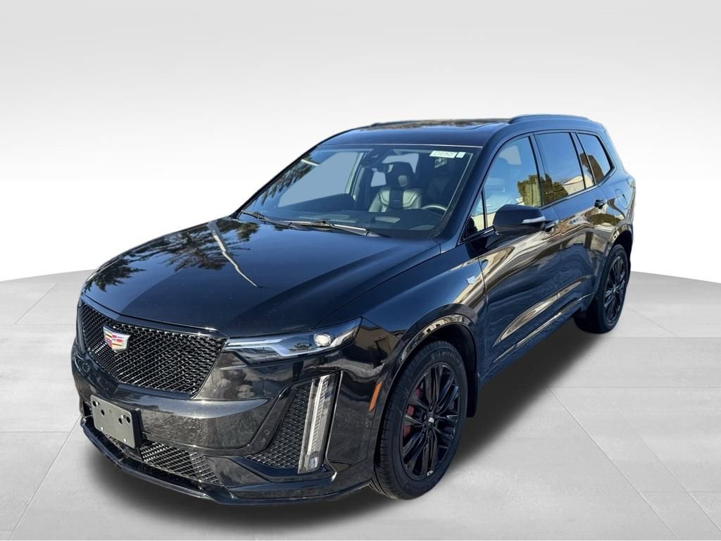 Used 2024 Cadillac XT6 Sport w/ LPO, ONYX Package image 2
