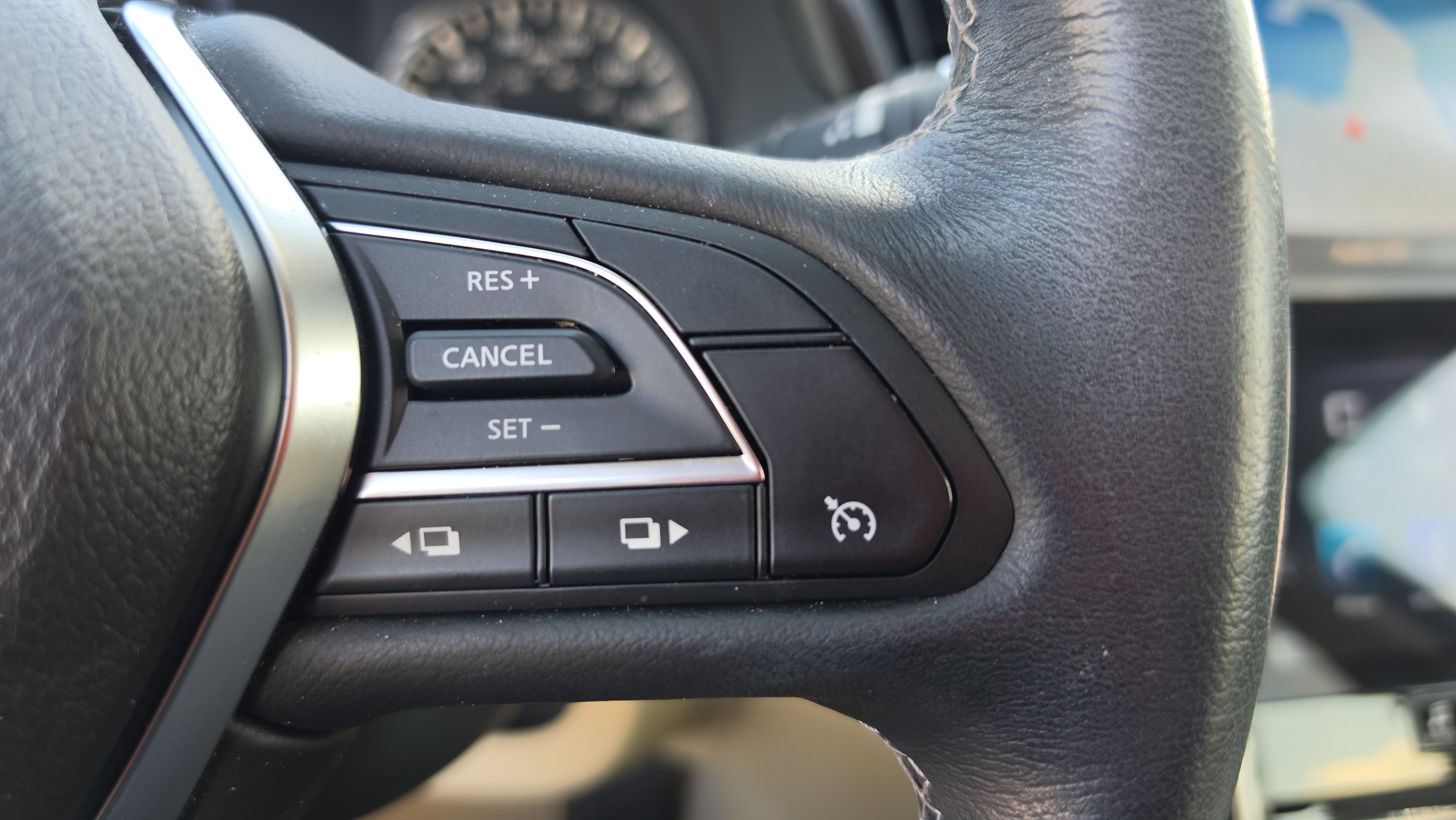 Used 2019 INFINITI Q50 Luxe w/ Essential Package (3.0T Luxe) RWD image 15