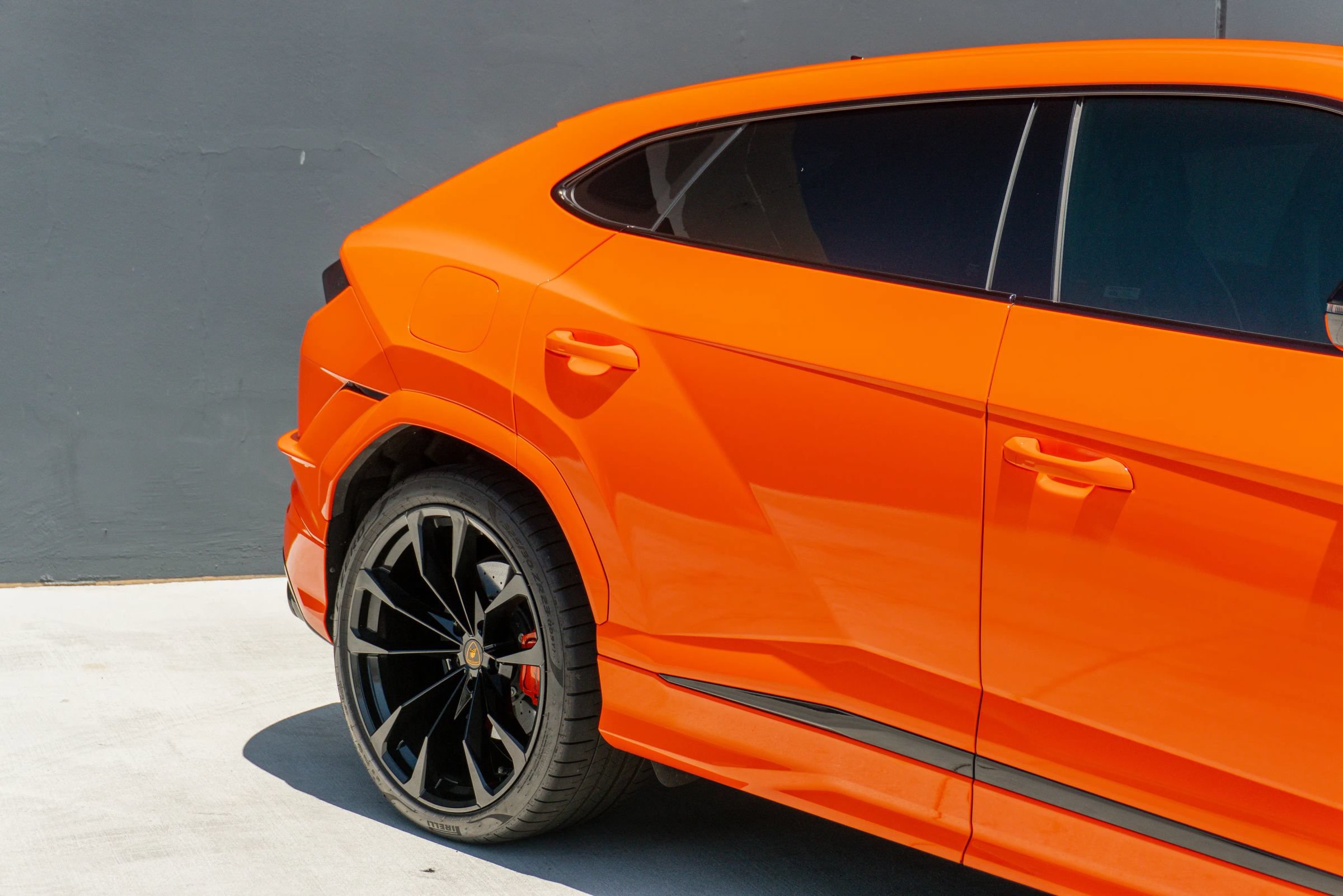 Used 2023 Lamborghini Urus S AWD/4WD image 32