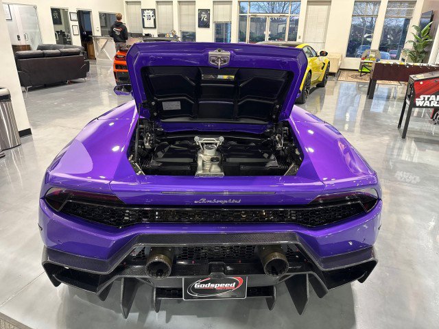 Used 2017 Lamborghini Huracan LP 610-4 image 18