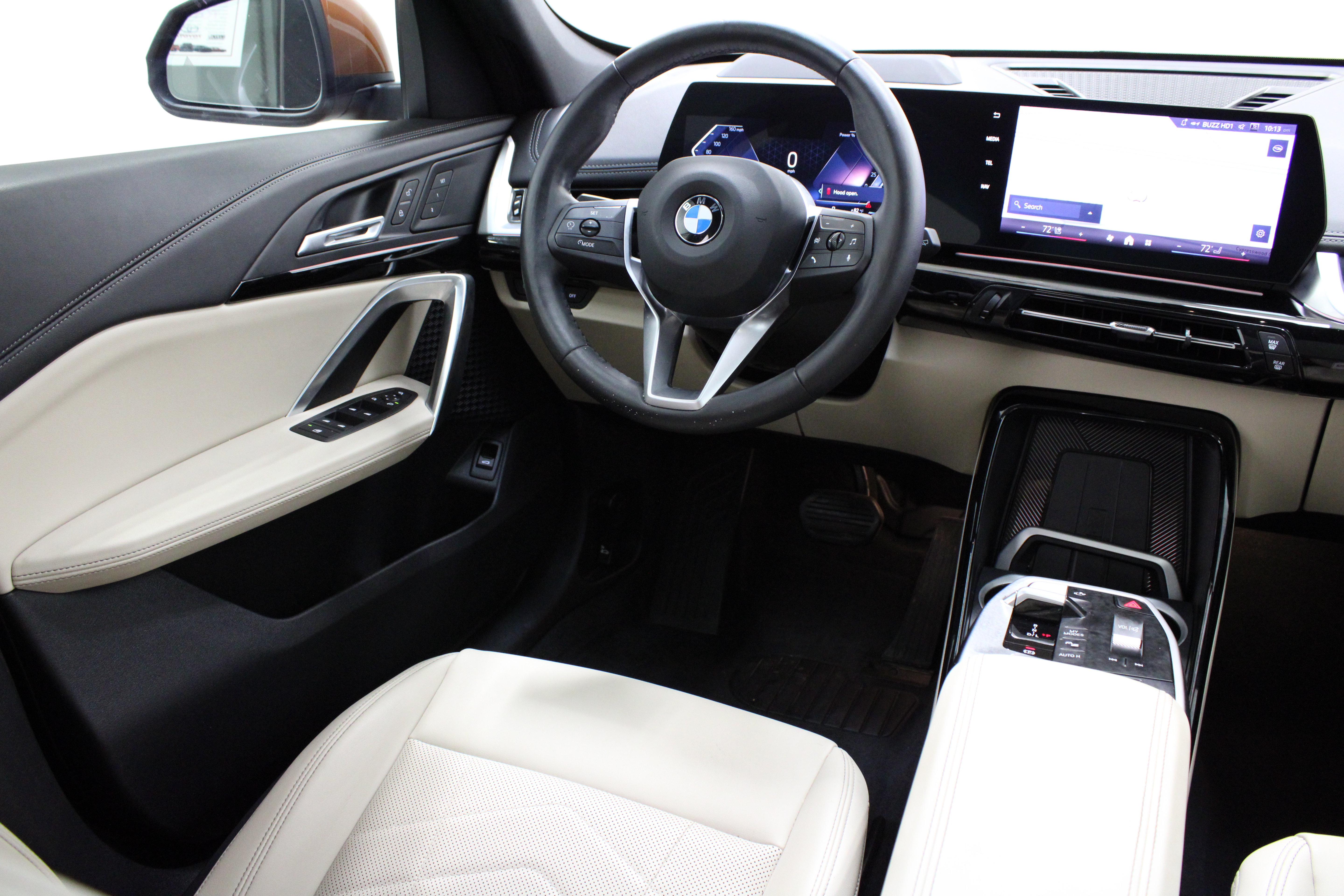 Used 2025 BMW X1 xDrive28i w/ Technology Package AWD/4WD image 33