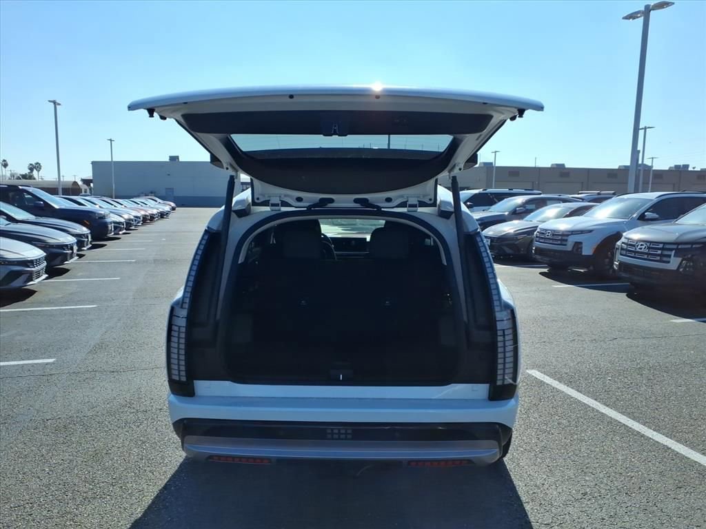 New 2026 Hyundai Ioniq 9 Limited w/ Tow & Go Package image 15
