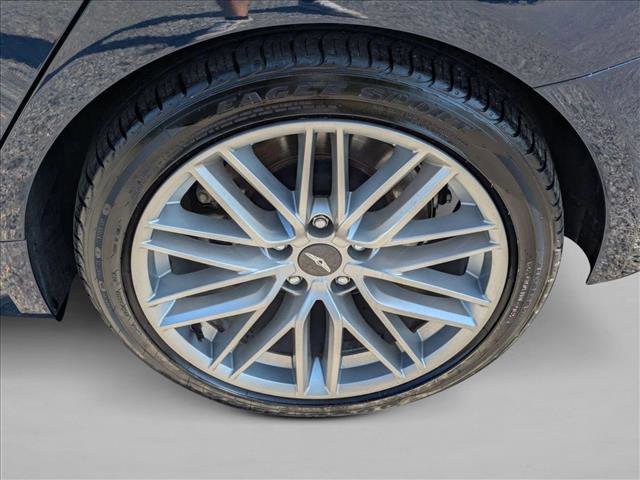 Used 2021 Genesis G70 2.0T RWD image 23