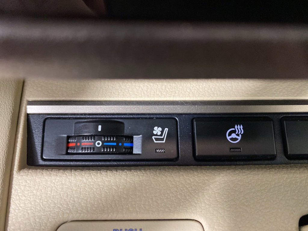 Used 2018 Lexus ES 300h image 15