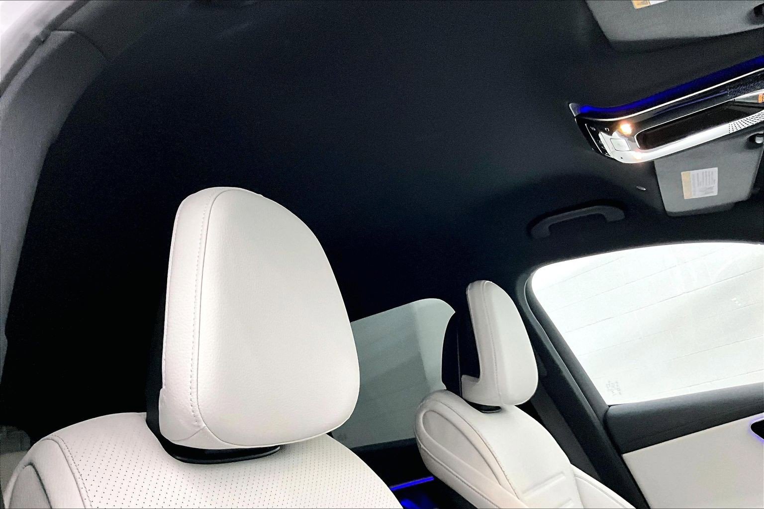 Certified 2025 Mercedes-Benz GLC 350e 4MATIC image 28
