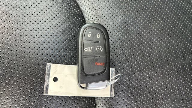 Used 2019 Jeep Cherokee Limited AWD/4WD image 42