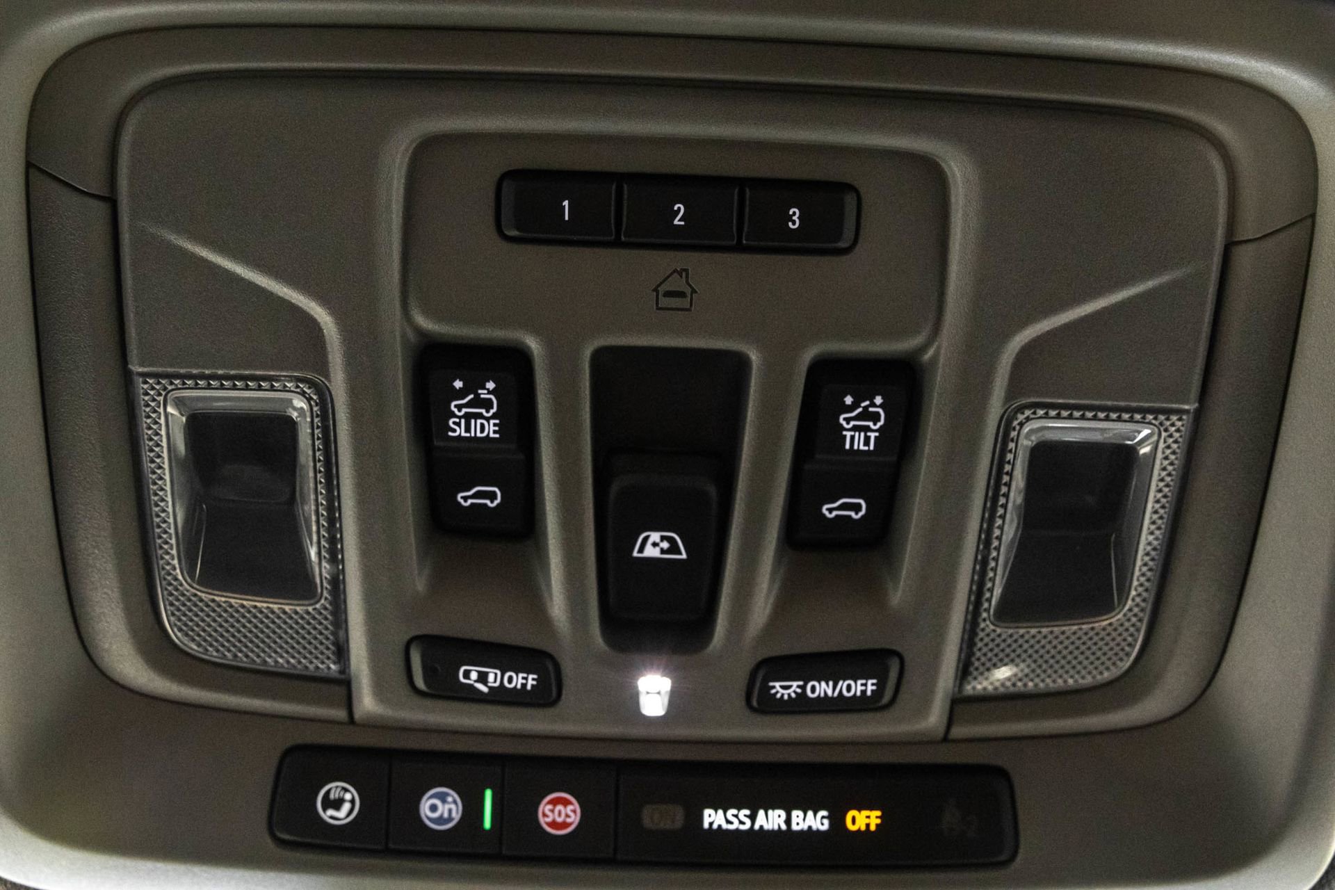 Used 2024 GMC Sierra 1500 SLT w/ SLT Premium Plus Package AWD/4WD image 35