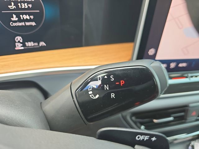 New 2026 Volkswagen Tiguan SEL R-Line AWD/4WD image 25