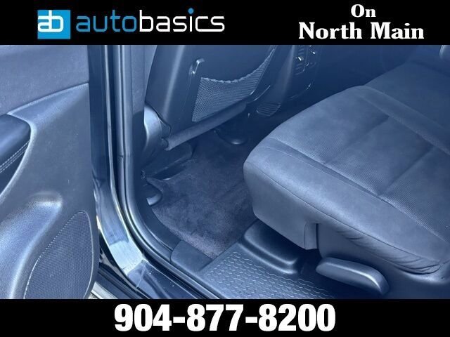 Used 2017 Dodge Durango SXT w/ 3rd Row Seating Group image 20