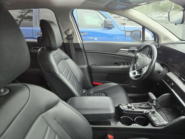 Used 2024 Kia Sportage SX image 8
