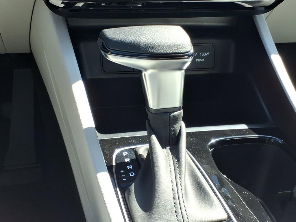 New 2026 Hyundai Tucson SE image 17