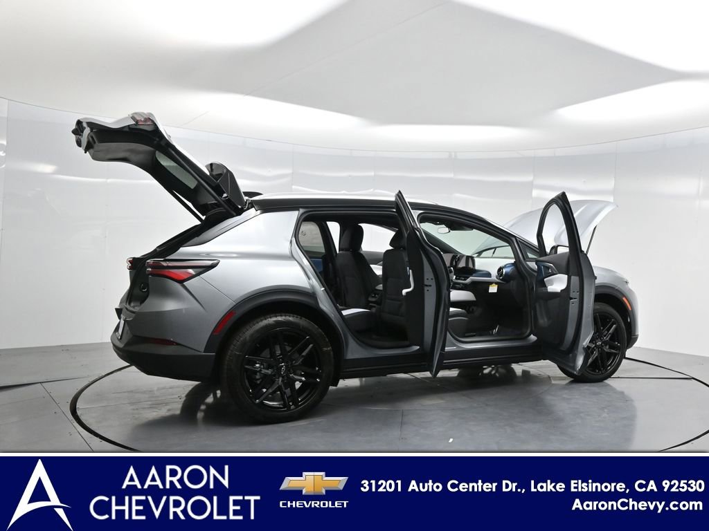 New 2026 Chevrolet Equinox EV LT image 4